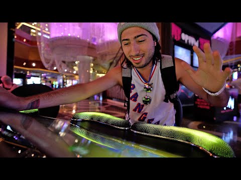 I tried the most infamous roulette strategy in the world… (DO NOT TRY THIS)